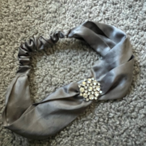 Silver Satin Headband - Picture 2 of 6